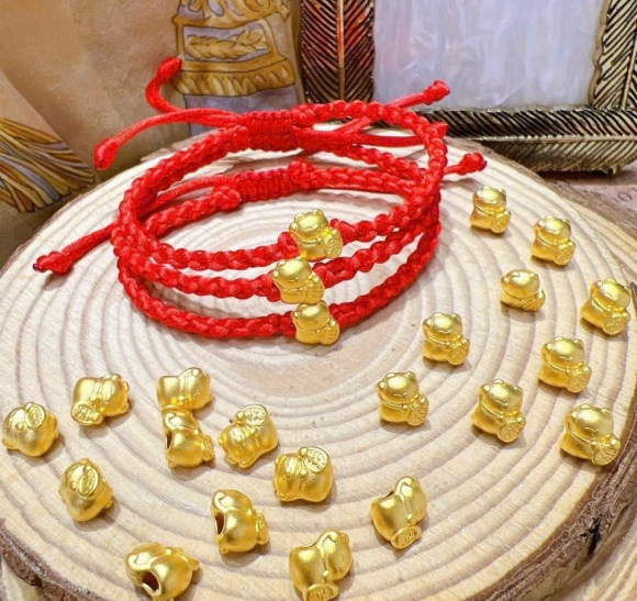 Trang Sức Vàng – Món Quà Dẫn Lối Trái Tim