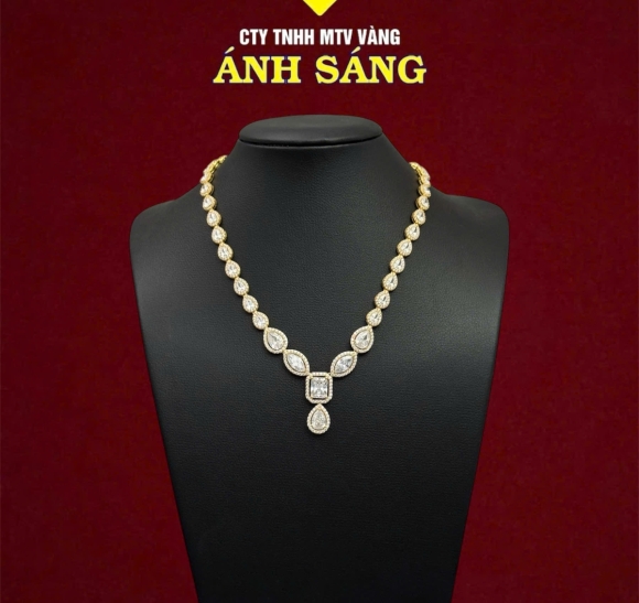 Dây Chuyền Full Xoàn Kết Đá Topa Sang Trọng  V610 7106